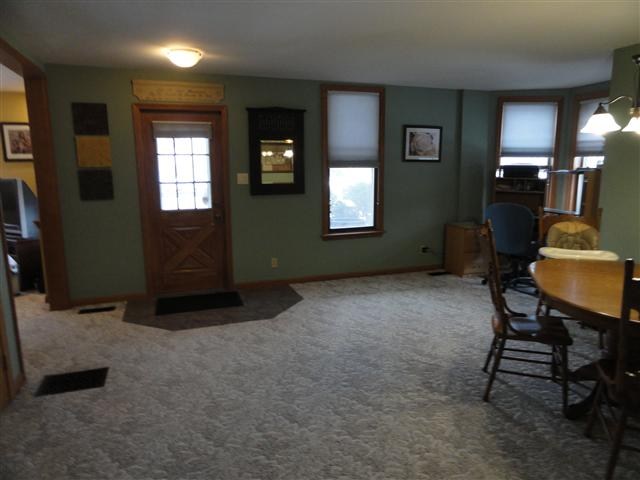 421 West Jefferson Street Decatur, IN 46733 - Photo 7 of 29