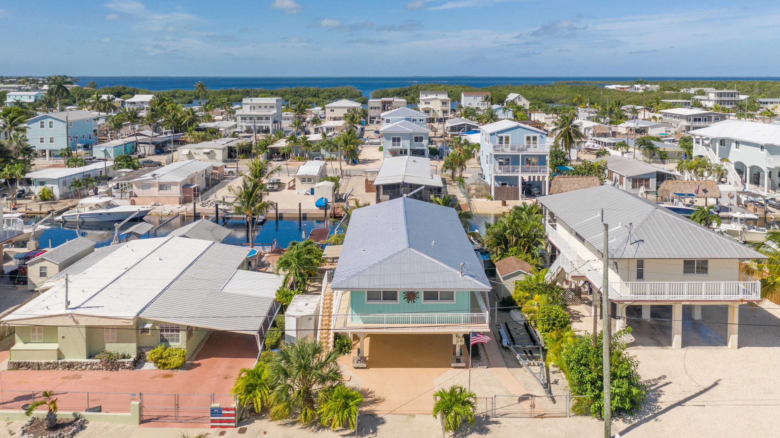 232 Upper Matecumbe Road Key Largo, FL 33037 - Photo 74 of 77 2322nddrone00041