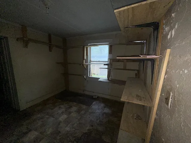 $49,900 | 302 East Wayside Avenue, Wharton, TX 77488