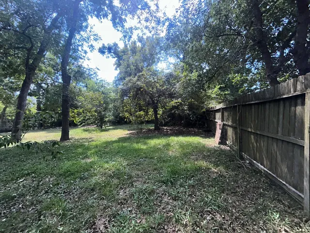 $49,900 | 302 East Wayside Avenue, Wharton, TX 77488