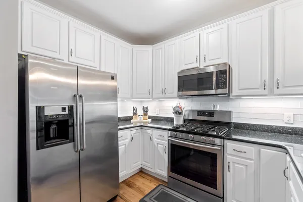 $999,000 | 81 Monroe Street, Unit 2, Hoboken, NJ 07030