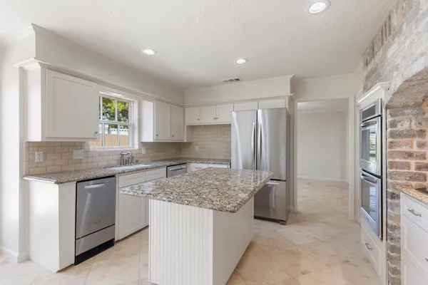 $3,950 | 1506 Haven Lock Drive, Houston, TX 77077