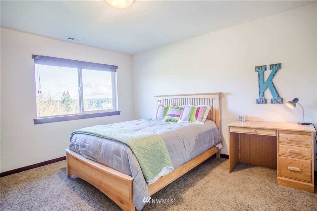 18907 4th Drive Southeast Bothell, WA 98012 - Photo 15 of 25 Gallery Image 15