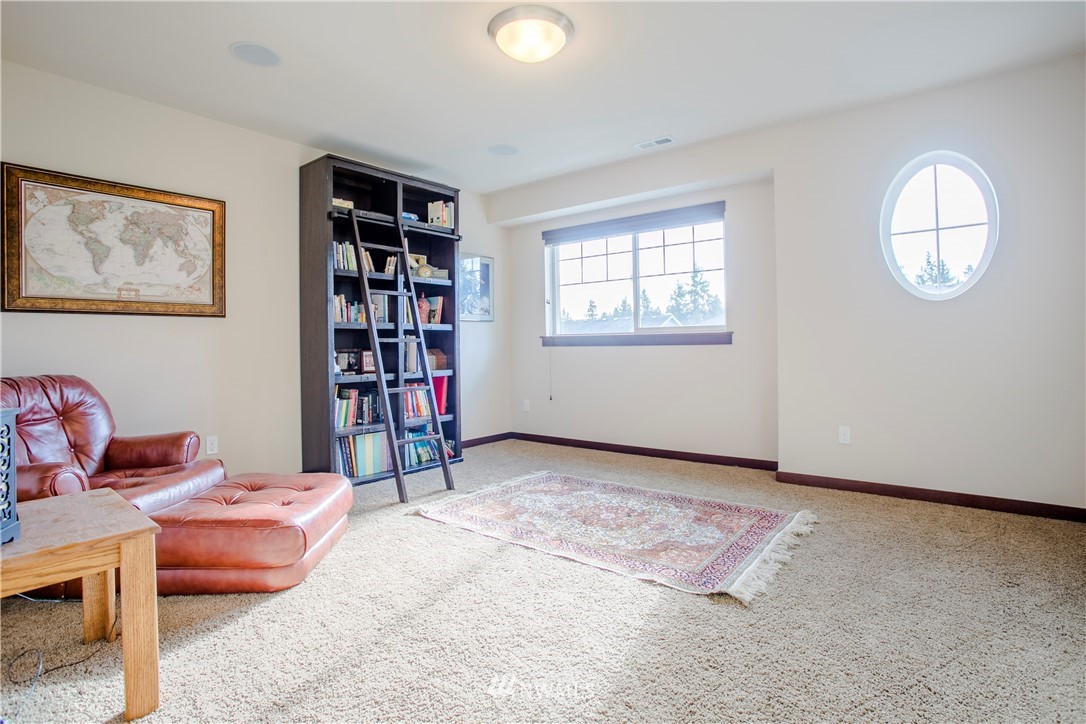 18907 4th Drive Southeast Bothell, WA 98012 - Photo 17 of 25 Gallery Image 17