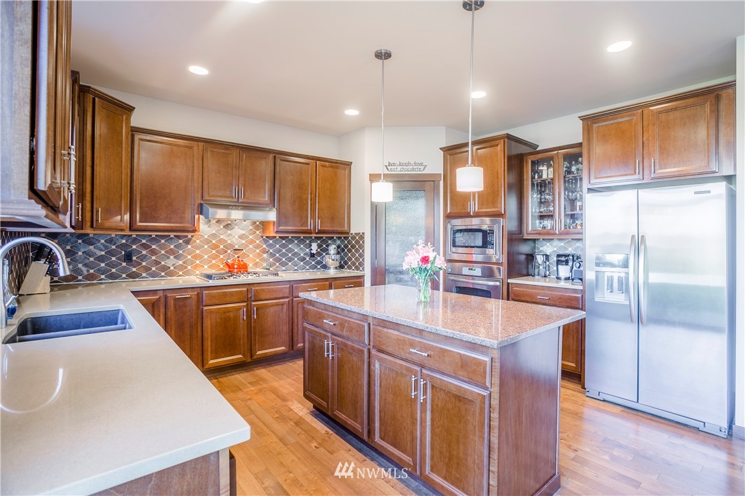 18907 4th Drive Southeast Bothell, WA 98012 - Photo 6 of 25 Gallery Image 6