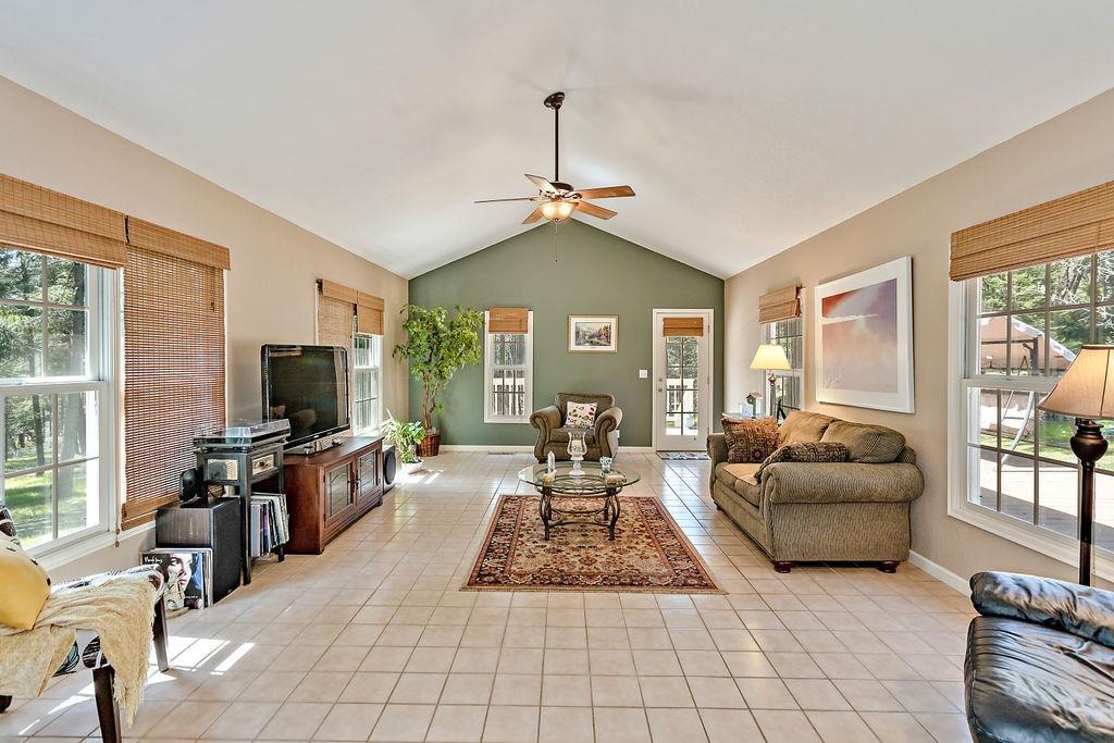 17450 North Applegate Road Grants Pass, OR 97527 - Photo 12 of 34 Additional Photo