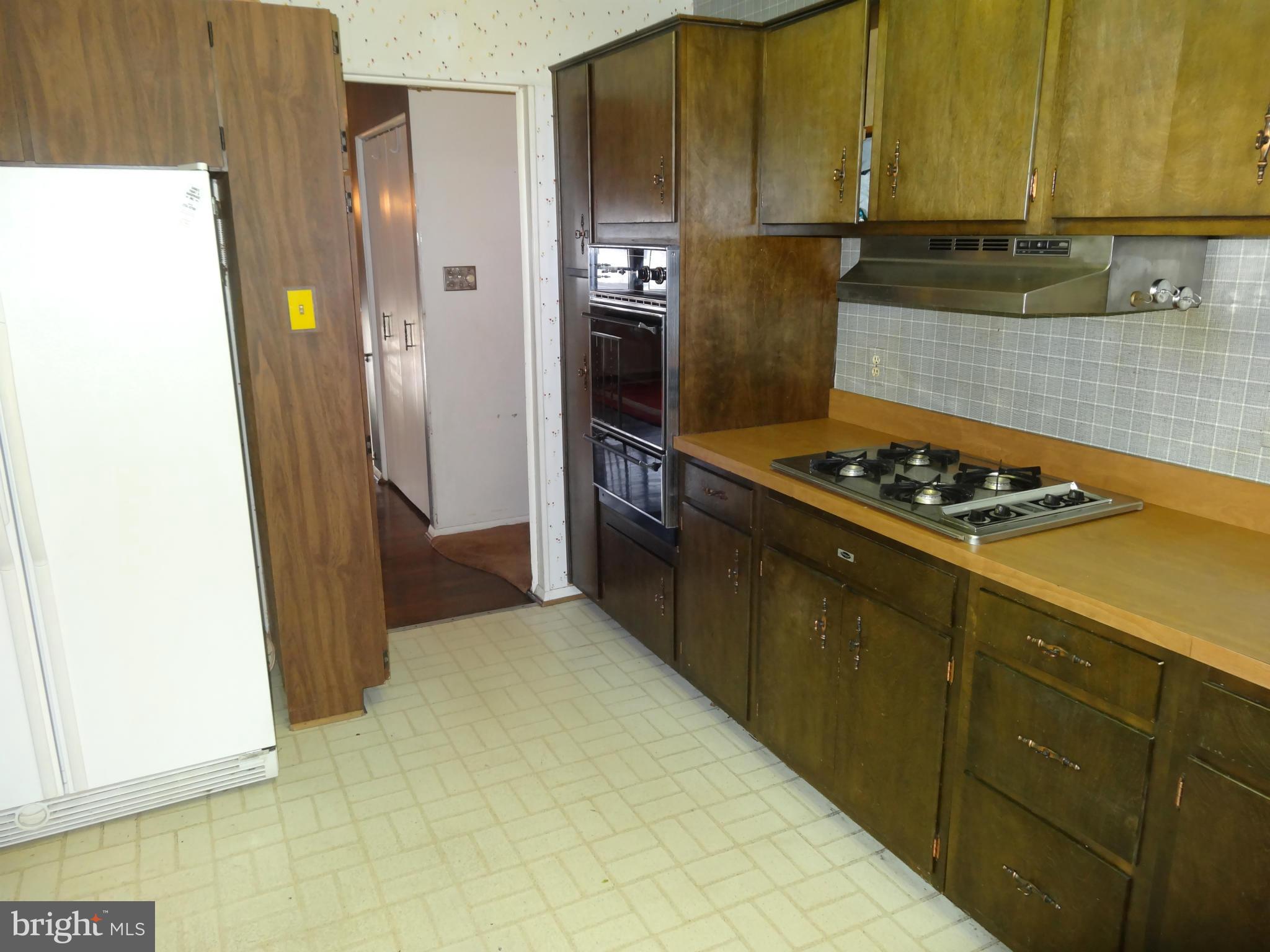 3932 Sybil Road Randallstown, MD 21133 - Photo 11 of 30 Kitchen
