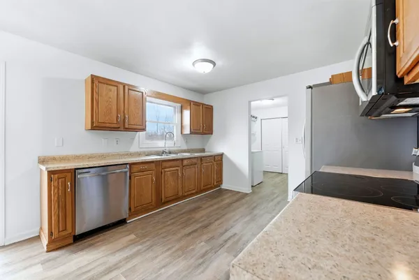 $194,900 | 755 East Wendell Jacob Avenue, Angola, IN 46703