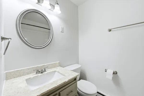 $194,900 | 755 East Wendell Jacob Avenue, Angola, IN 46703