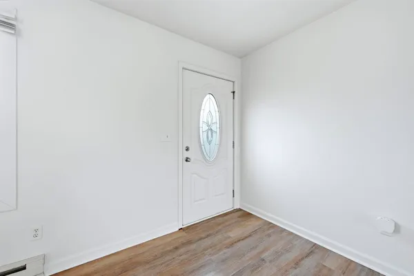 $194,900 | 755 East Wendell Jacob Avenue, Angola, IN 46703