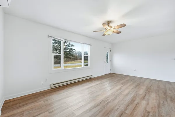 $194,900 | 755 East Wendell Jacob Avenue, Angola, IN 46703