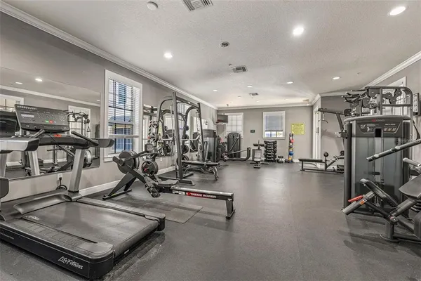 $2,600 | 5238 West Kennedy Boulevard, Tampa, FL 33609