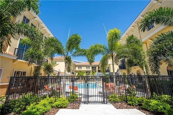 $2,600 | 5238 West Kennedy Boulevard, Tampa, FL 33609