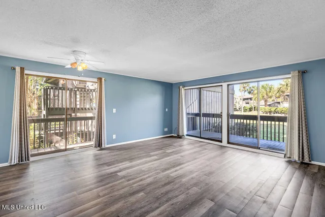 $155,900 | 178 Lanai Villa, Unit Y, Diamondhead, MS 39525