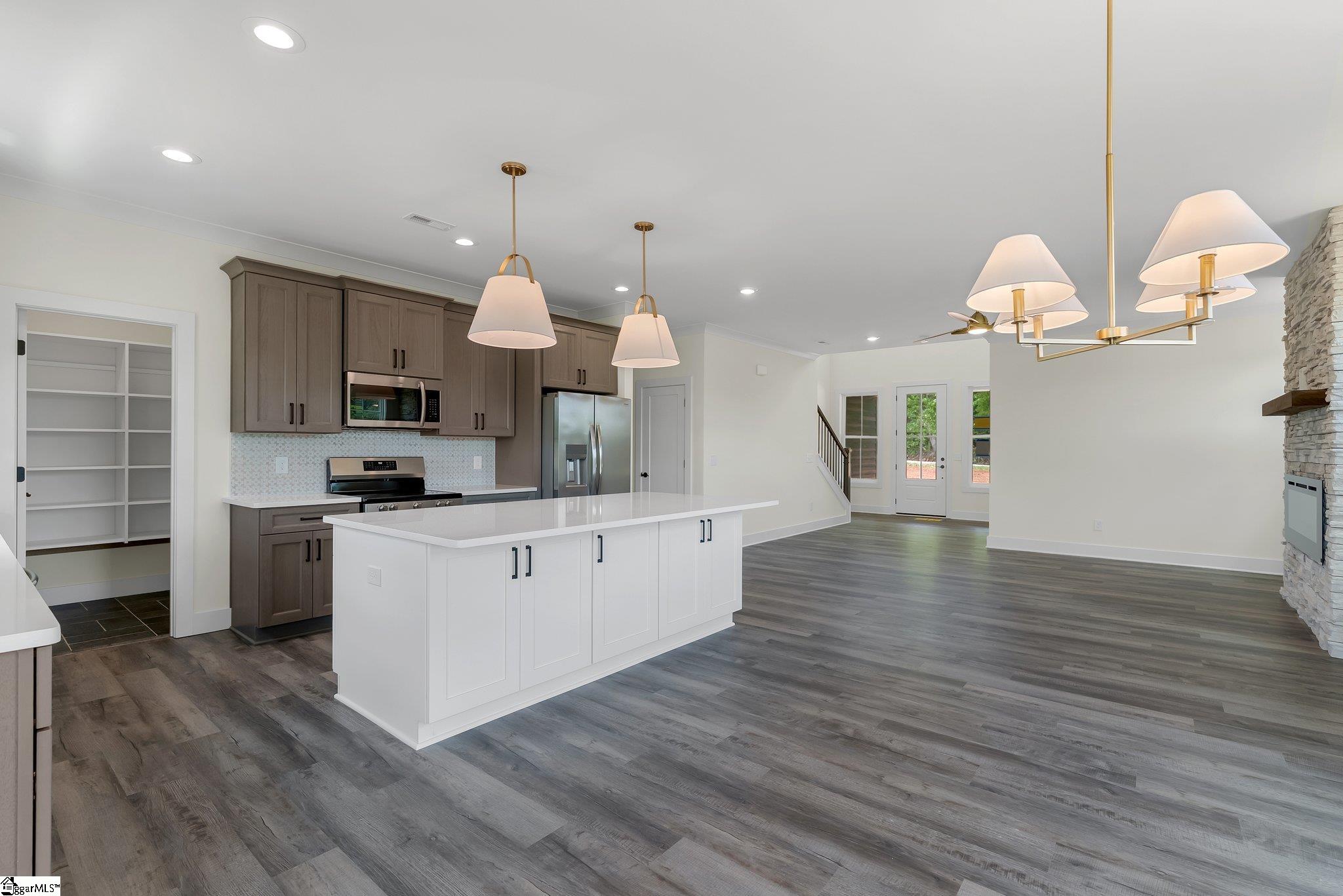 15 Burns Road Travelers Rest, SC 29690 - Photo 6 of 30 Gallery Image 6