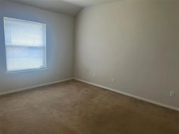 $325,000 | 122 Biscayne Drive, Cedar Hill, TX 75104