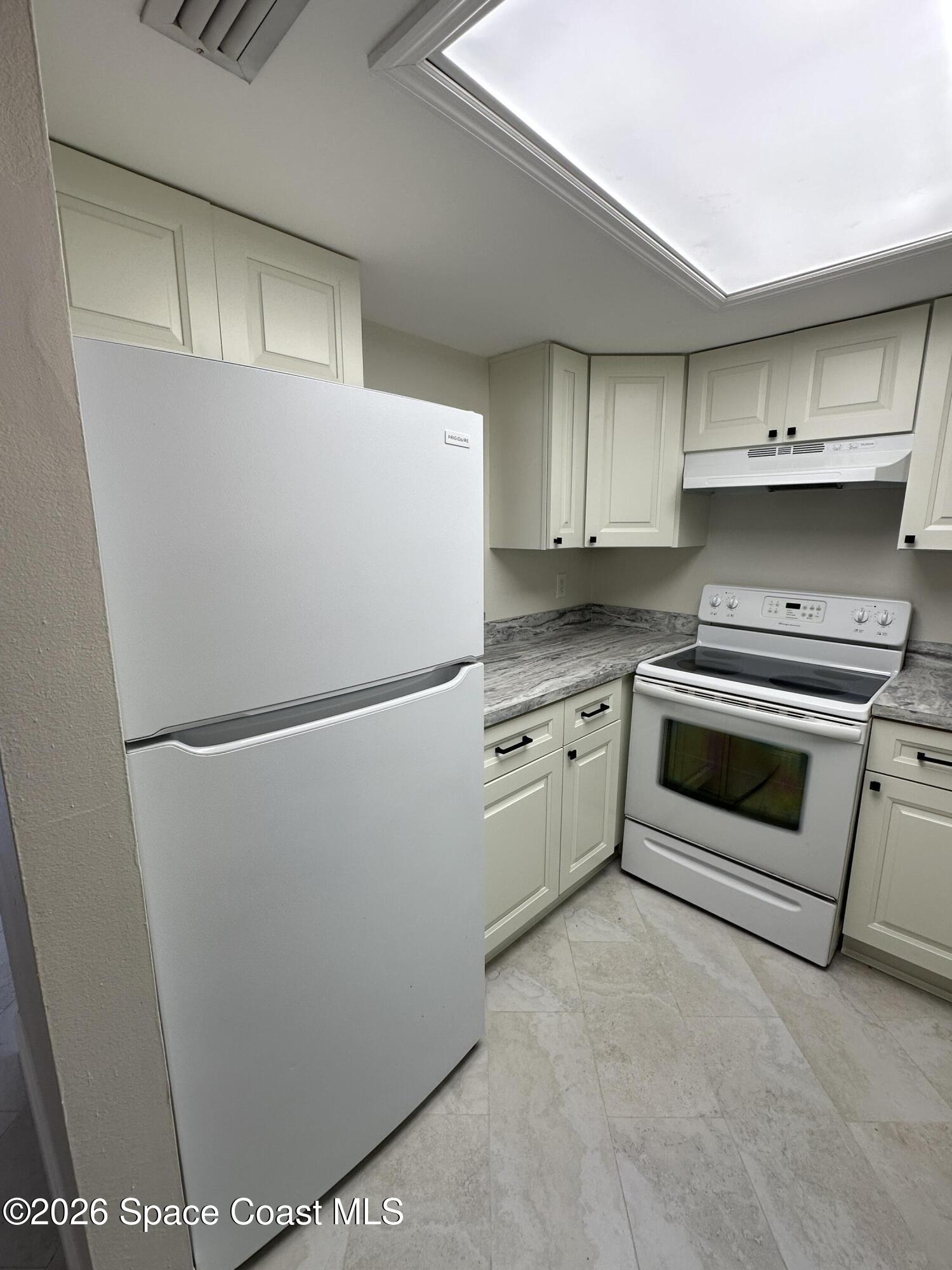 55 Riverside Drive, Unit 205 Cocoa, FL 32922 - Photo 5 of 17 20260227_171603851_iOS