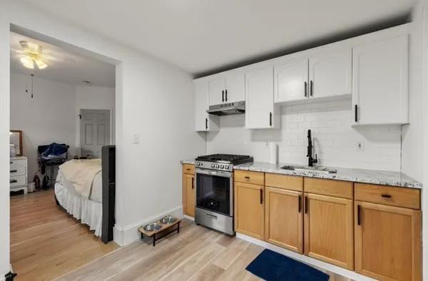 $1,950 | 12 Gould Street, Unit 4, Stoneham, MA 02180