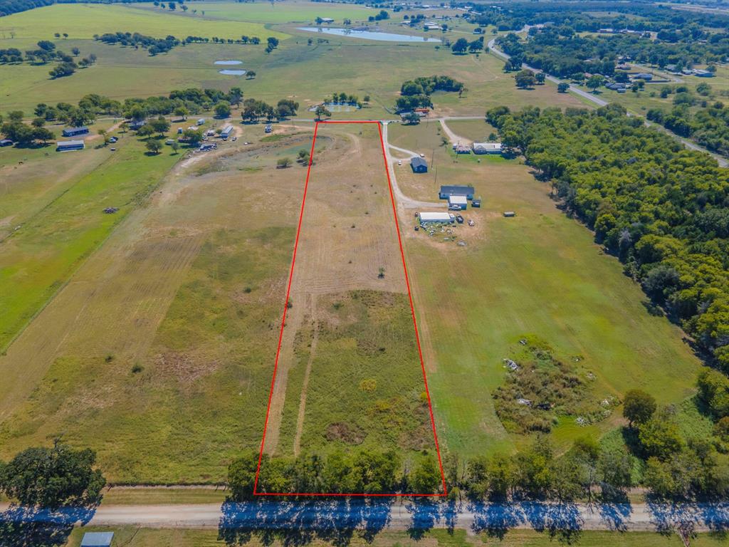 286 Quillian Trace Waco, TX 76705 - Photo 2 of 7 Overview of rural landscape featuring property parcel outlined