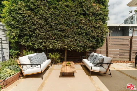 $1,499,000 | 6065 Selma Avenue, Los Angeles, CA 90028