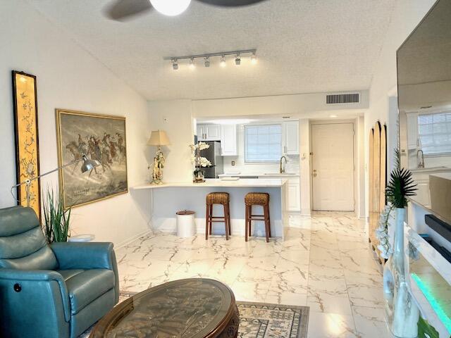 6315 La Costa Drive, Unit L Boca Raton, FL 33433 - Photo 2 of 43 Welcome HOME!
