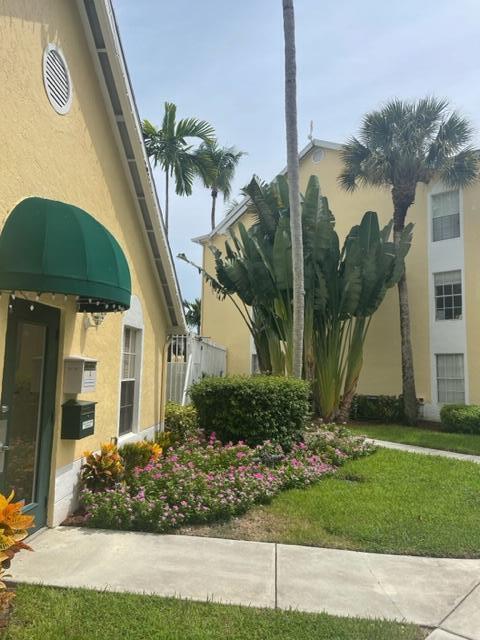 6315 La Costa Drive, Unit L Boca Raton, FL 33433 - Photo 35 of 43 Manager on site