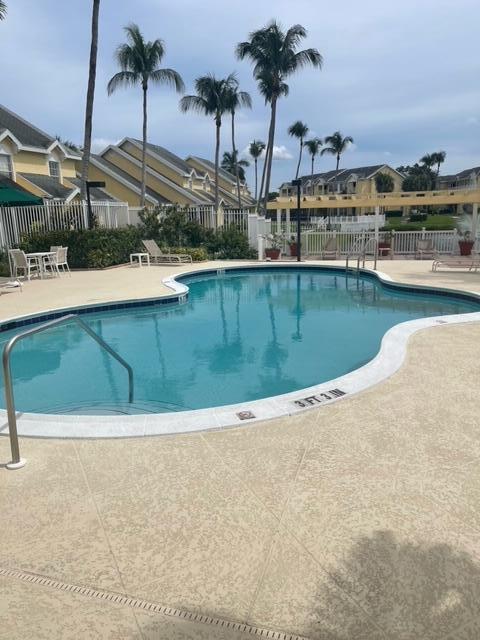 6315 La Costa Drive, Unit L Boca Raton, FL 33433 - Photo 41 of 43 pool