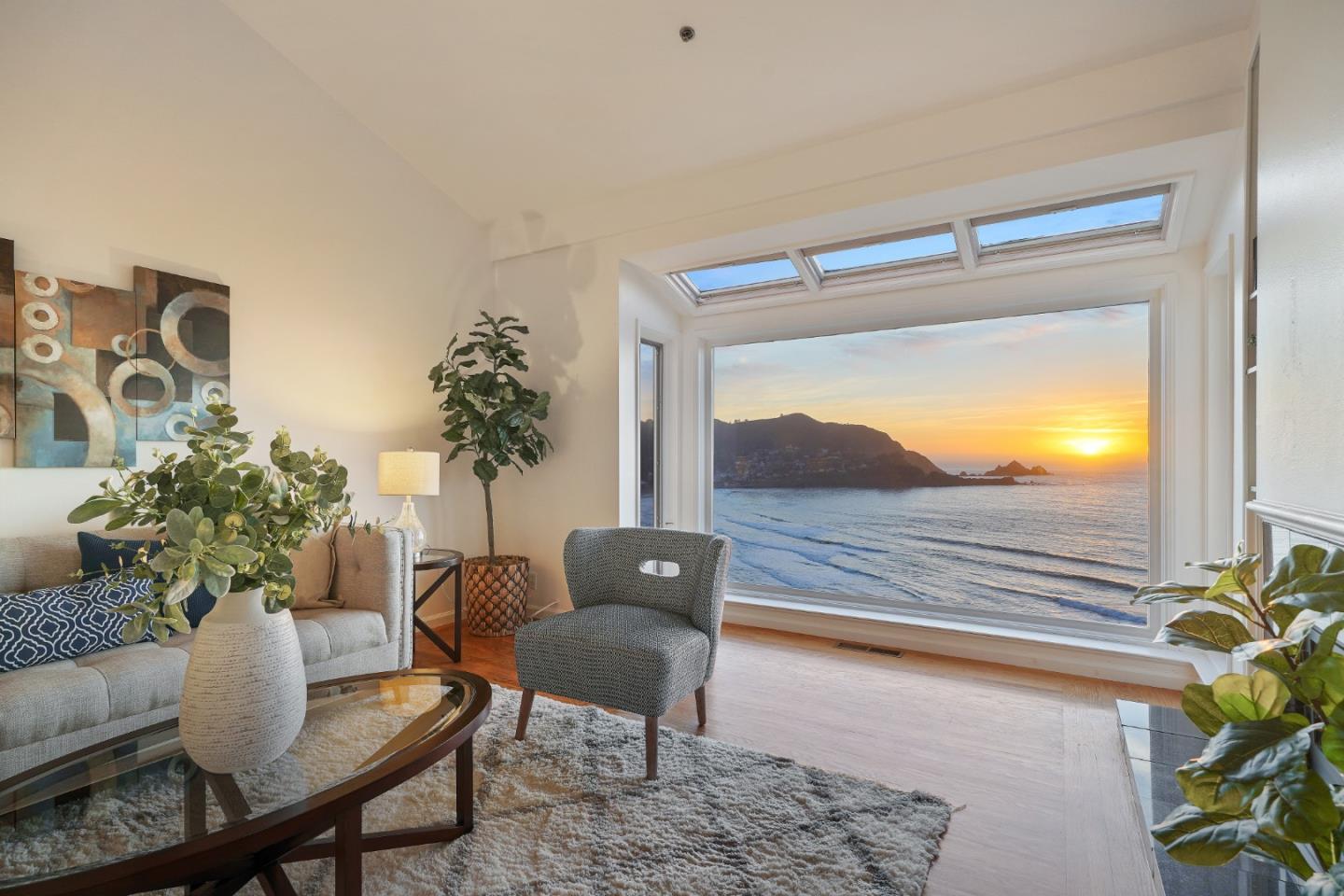 215 Roberts Road Pacifica, CA 94044 - Photo 33 of 40 a living room with furniture and flowers