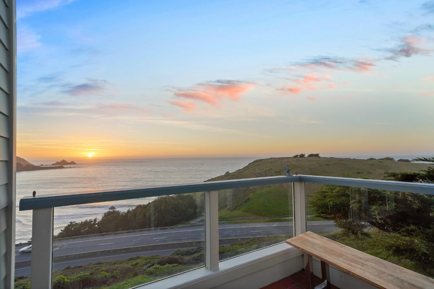 215 Roberts Road Pacifica, CA 94044 - Photo 34 of 40 a view of a terrace