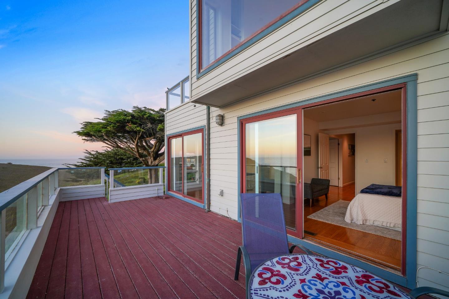215 Roberts Road Pacifica, CA 94044 - Photo 39 of 40 a view of a room with wooden floor