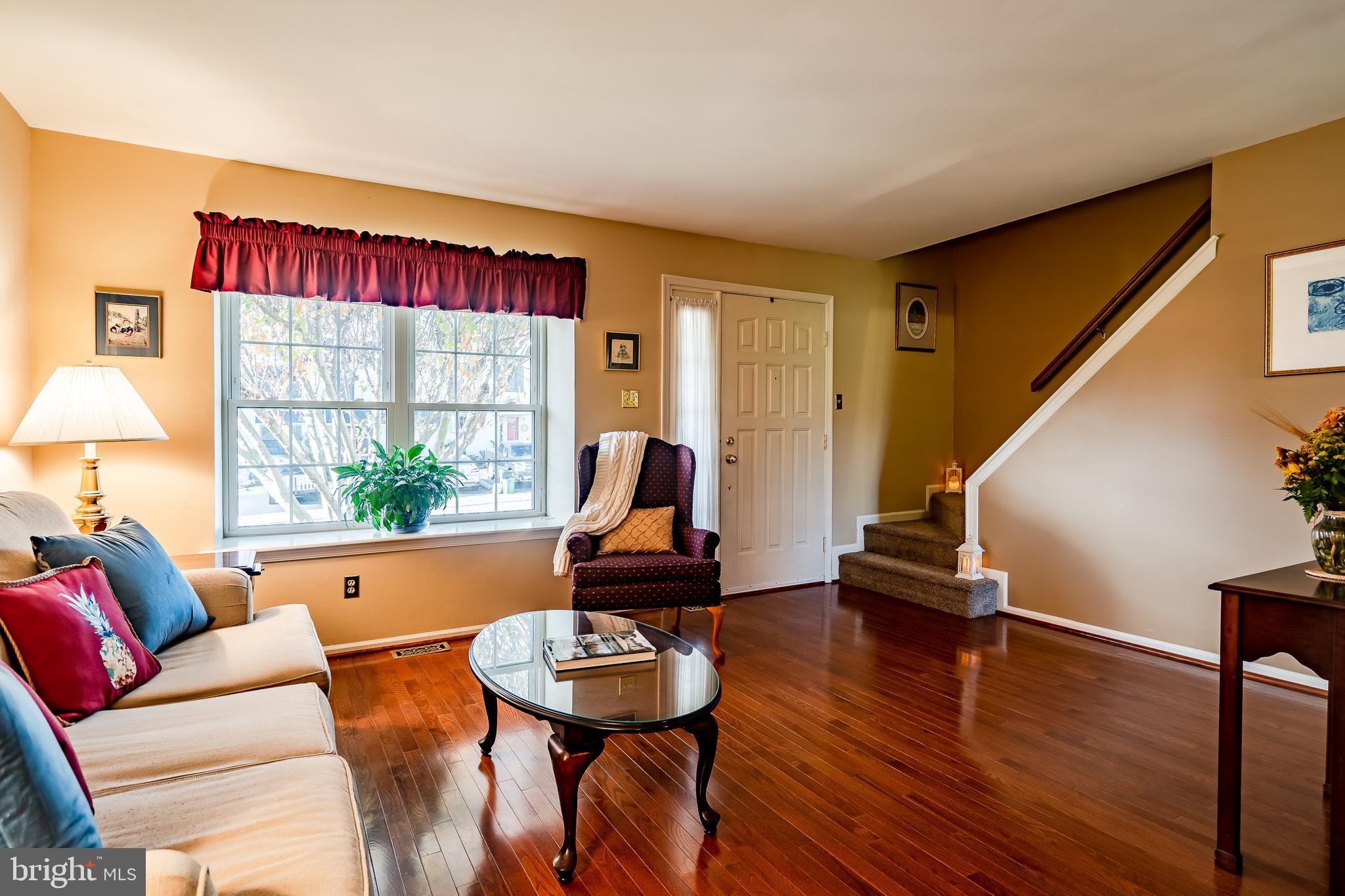 17 Ruth Road Brookhaven, PA 19015 - Photo 4 of 37 Gallery Image 4