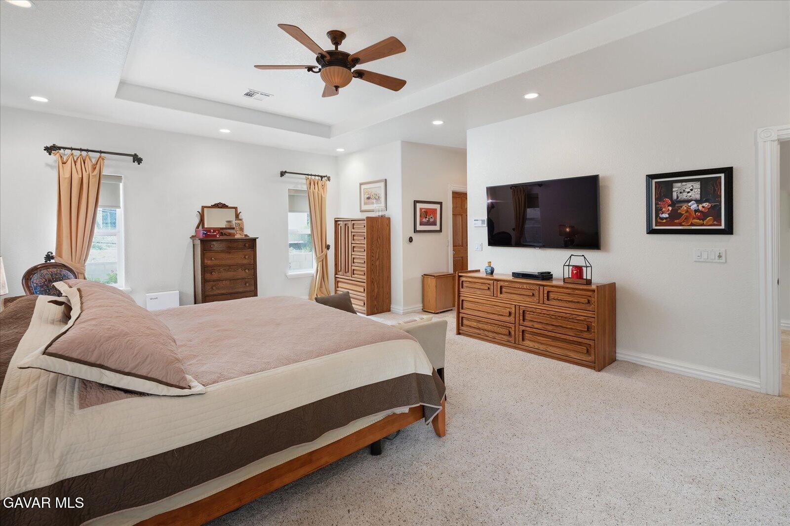 9115 Elizabeth Lake Road Leona Valley, CA 93551 - Photo 28 of 49 35-Primary Bedroom