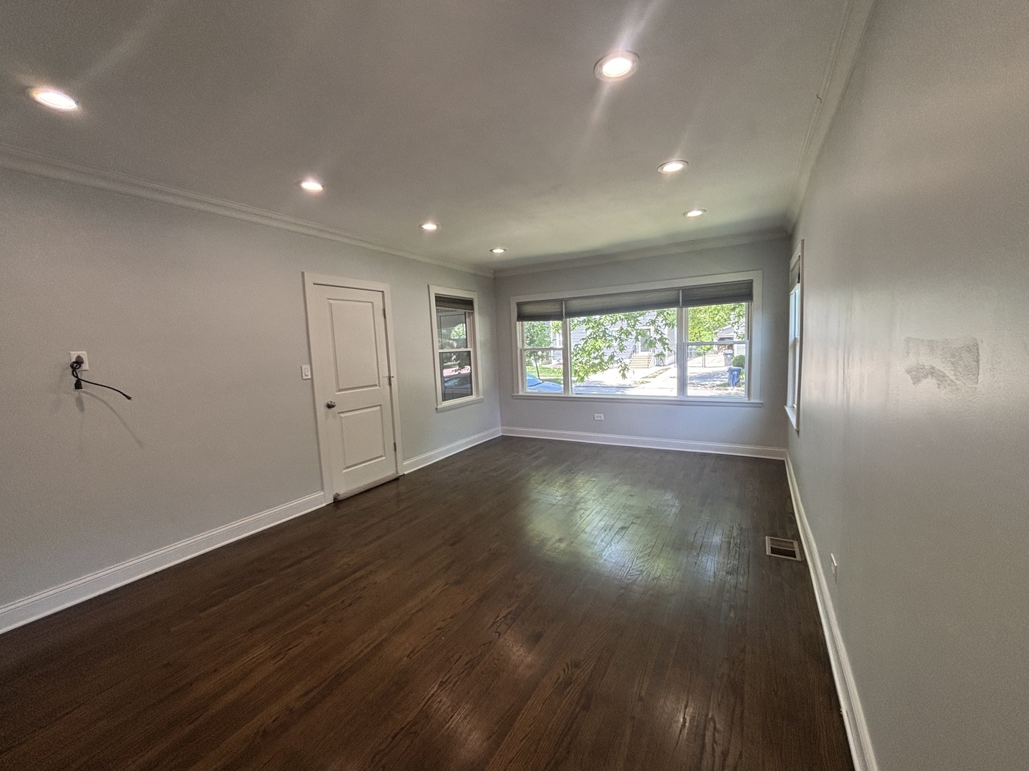 2224 Foster Street, Unit 1 Evanston, IL 60201 - Photo 5 of 17
