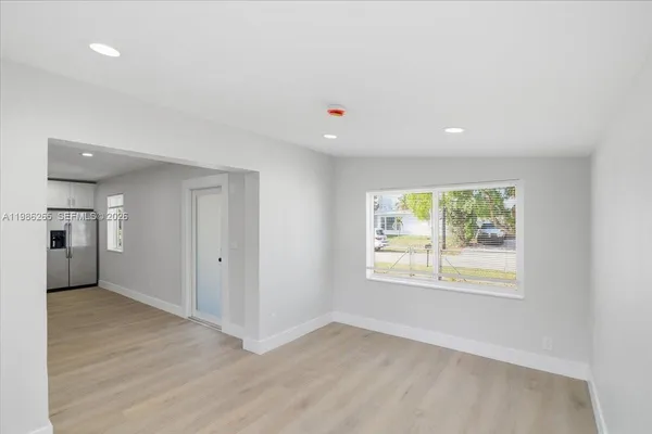 $3,000 | 1400 Northeast 43rd Court, Unit 1400, Pompano Beach, FL 33064