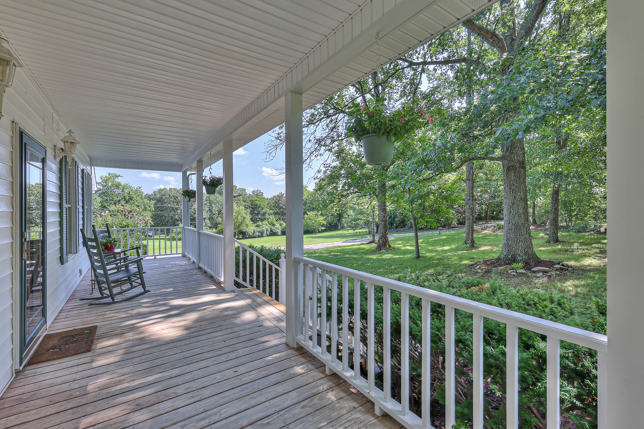 6133 Pettus Road Antioch, TN 37013 - Photo 3 of 42 Gallery Image 3