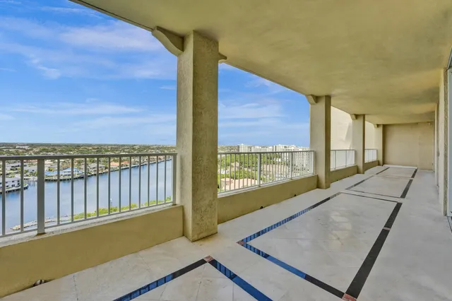 $3,199,000 | 3720 South Ocean Boulevard, Unit 1406/1407, Highland Beach, FL 33487