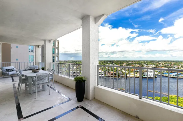 $3,199,000 | 3720 South Ocean Boulevard, Unit 1406/1407, Highland Beach, FL 33487