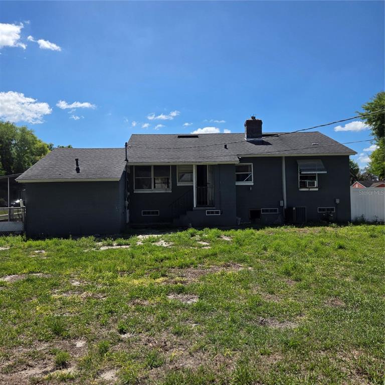 2306 Butler Street Leesburg, FL 34748 - Photo 2 of 7