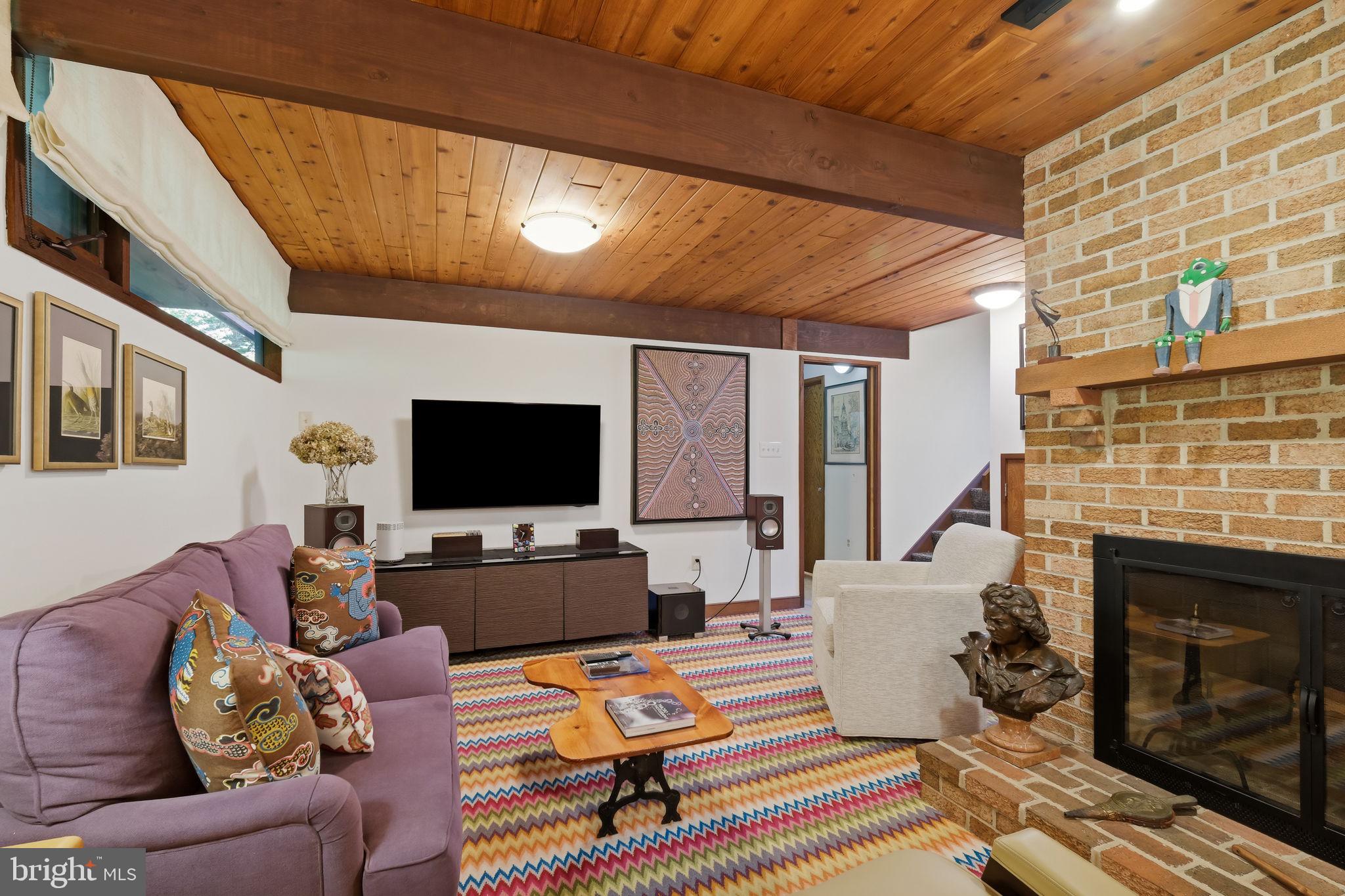 7908 Fenway Road Bethesda, MD 20817 - Photo 24 of 43 Family Room