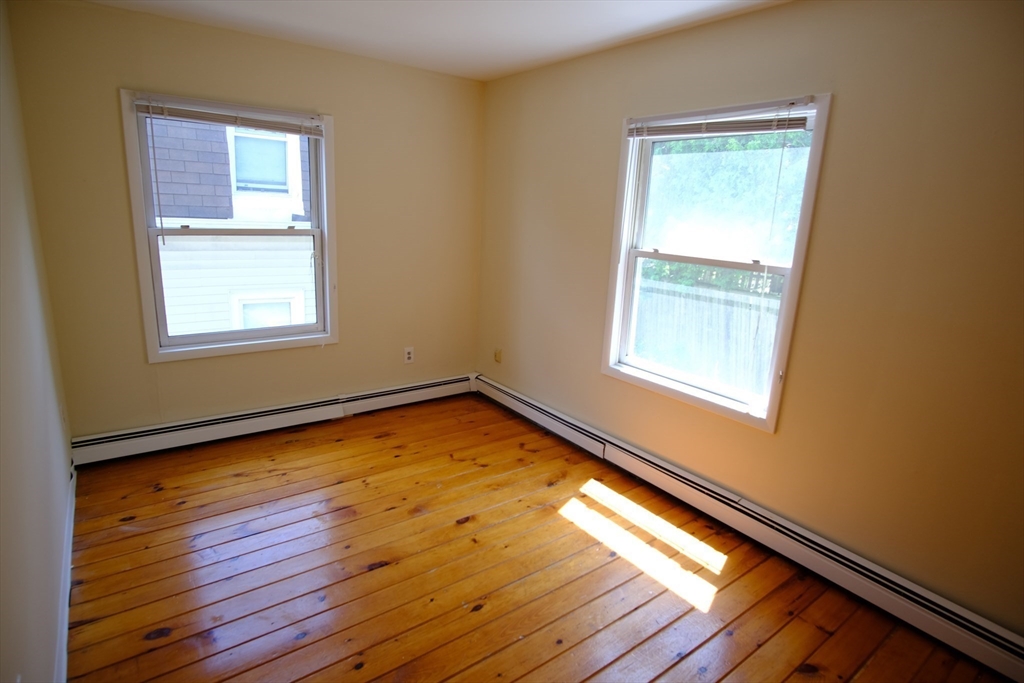 37 Forbes Street, Unit B Boston, MA 02130 - Photo 6 of 9