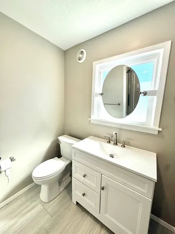 $1,995 | Undisclosed Address, Kerrville, TX 78028