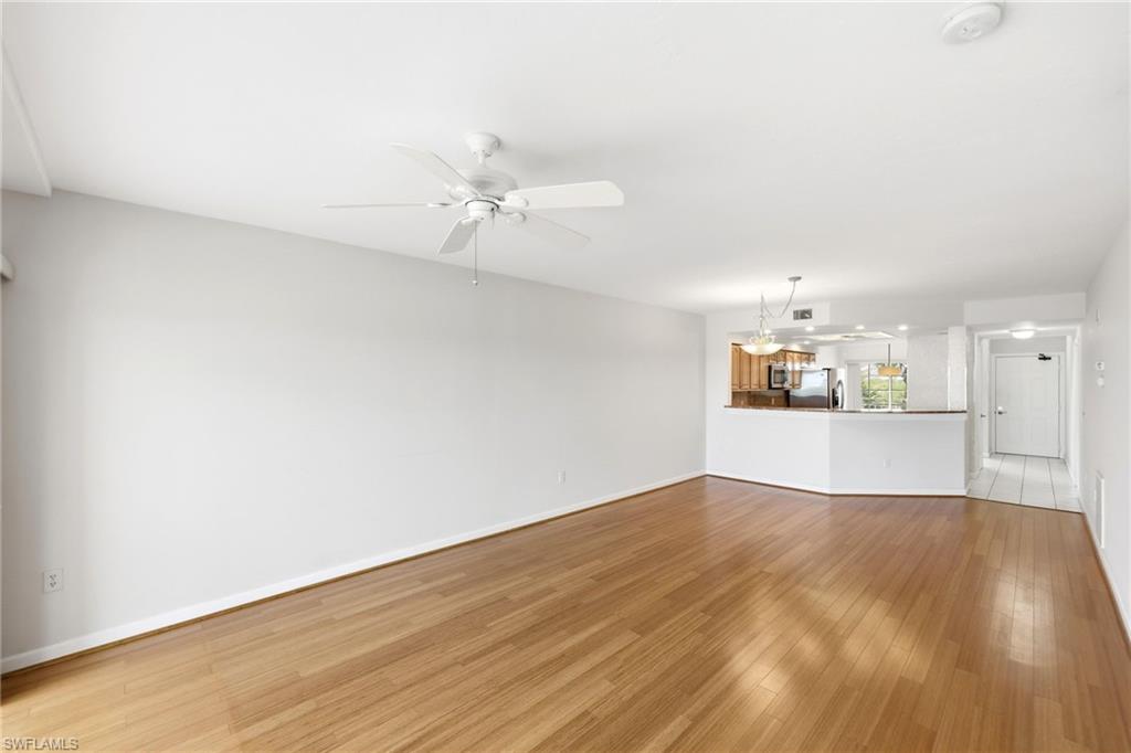 13105 Vanderbilt Drive, Unit 407 Naples, FL 34110 - Photo 11 of 38