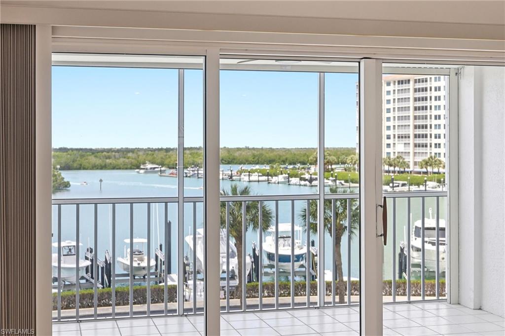 13105 Vanderbilt Drive, Unit 407 Naples, FL 34110 - Photo 13 of 38 View