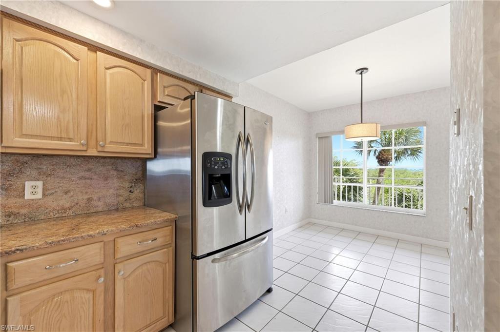 13105 Vanderbilt Drive, Unit 407 Naples, FL 34110 - Photo 5 of 38