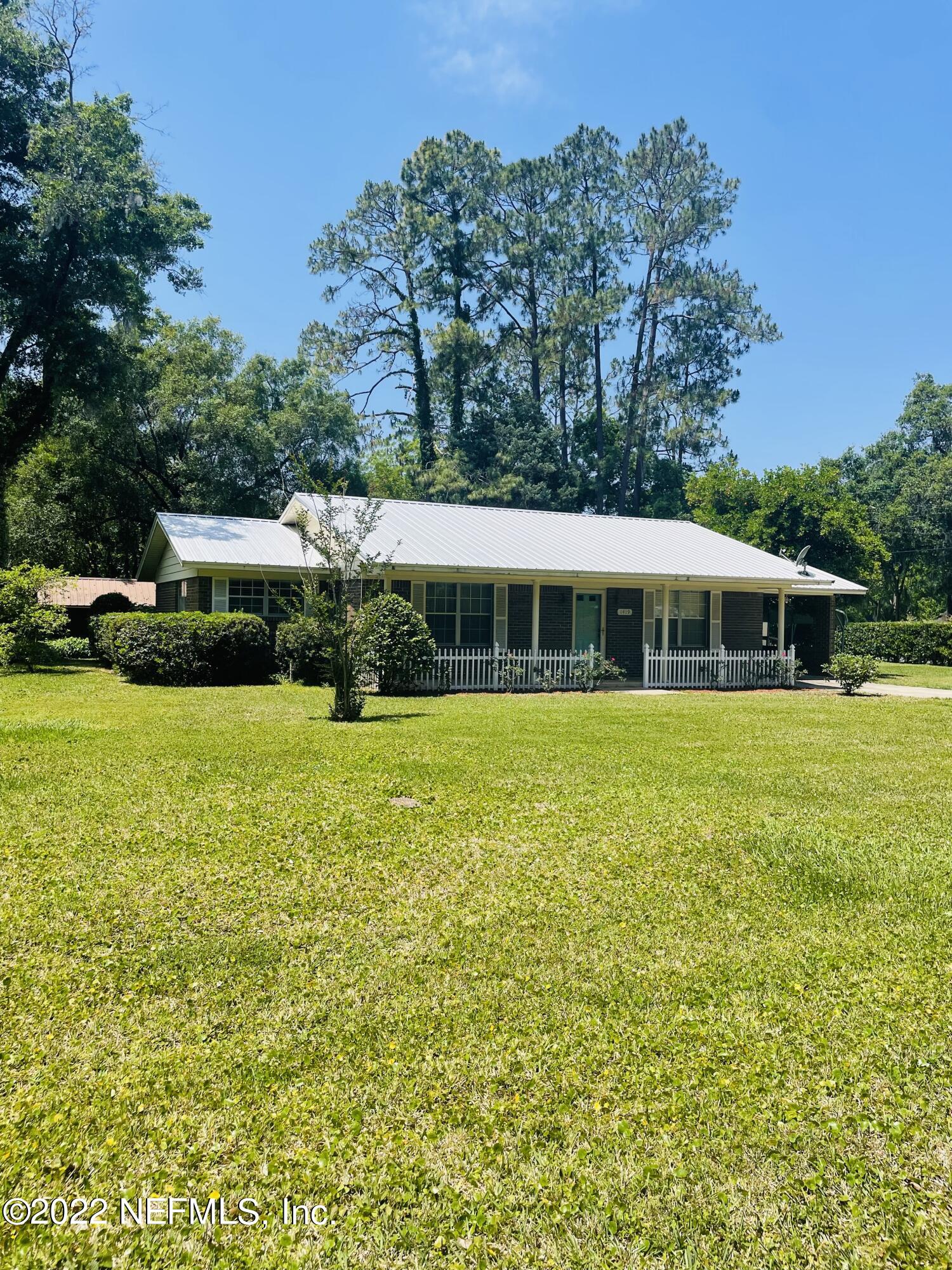 1419 Ree Street Starke, FL 32091 - Photo 5 of 33 IMG_4869