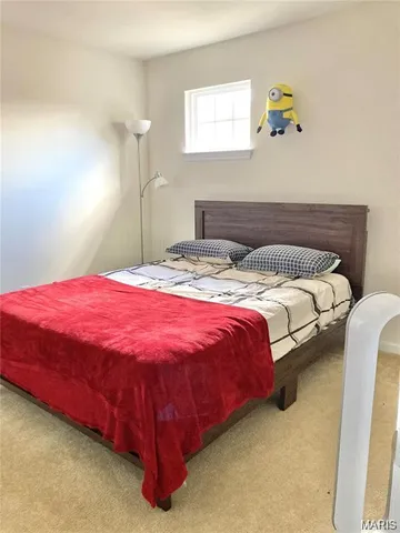 $2,600 | 300 Calvert Place, St. Charles, MO 63303