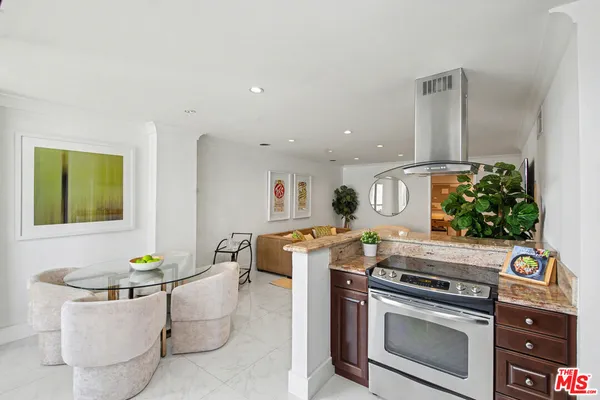 $649,000 | 10747 Wilshire Boulevard, Unit PH6, Los Angeles, CA 90024