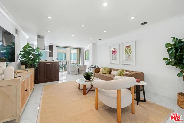 $649,000 | 10747 Wilshire Boulevard, Unit PH6, Los Angeles, CA 90024