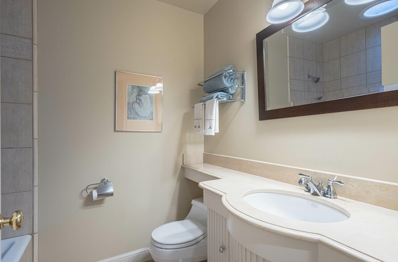14015 Mountain Quail Road Salinas, CA 93908 - Photo 33 of 46 Gallery Image 33