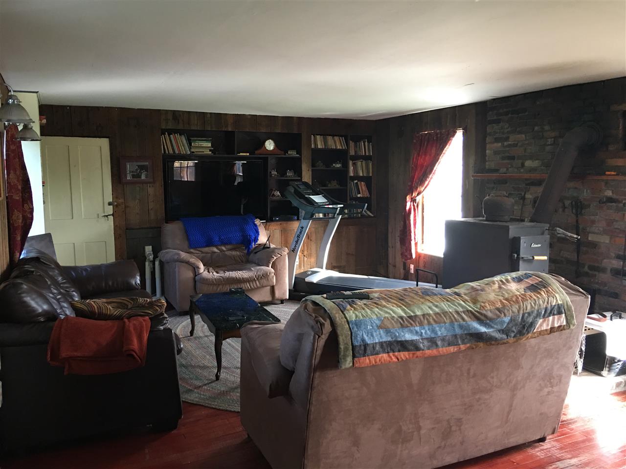 743 Corn Hill Road Pittsford, VT 05763 - Photo 7 of 32 Gallery Image 7